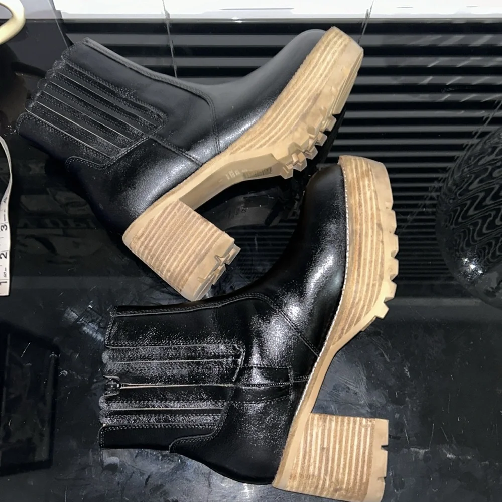 OASIS SOCIETY Aubrey - Platform Paneled Boots